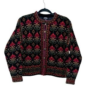 Icelandic Design Atlandia small lined cardigan sweater wool Nordic geometric